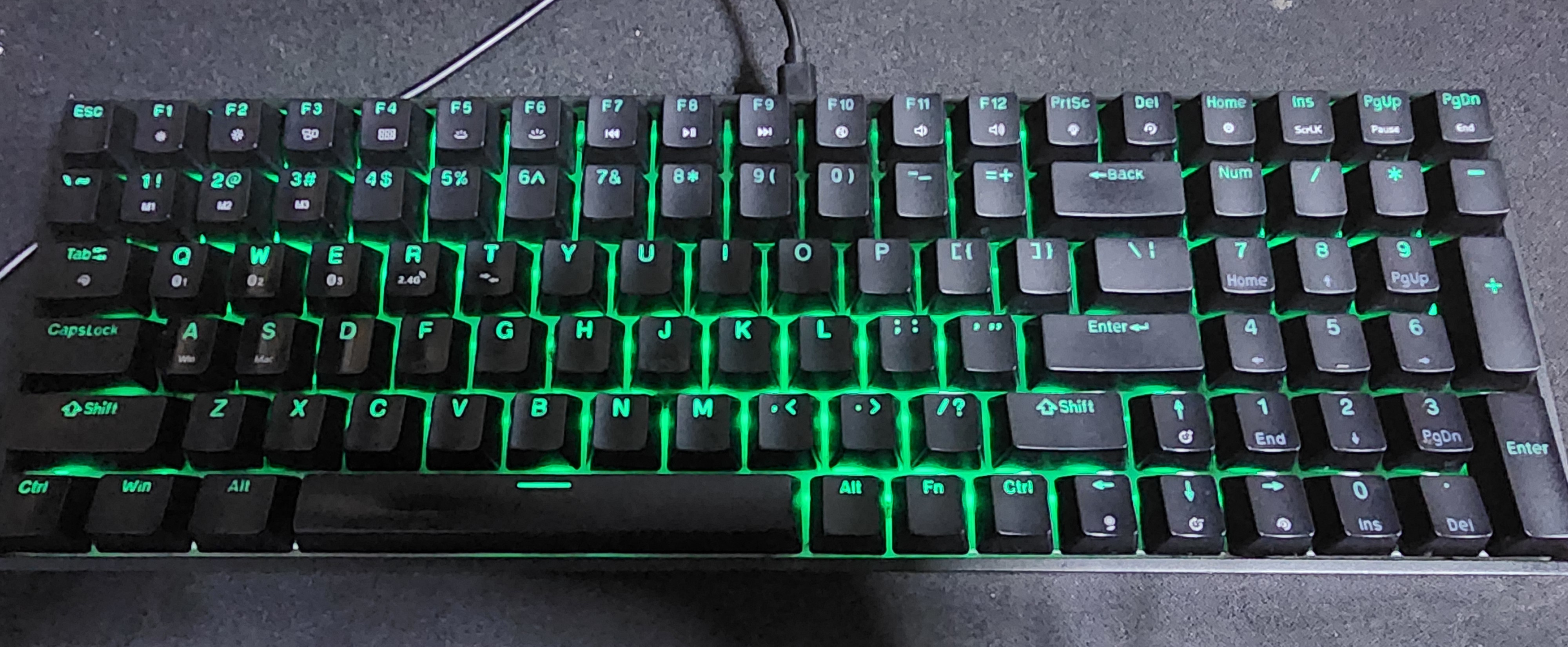 A Standard 100key Keyboard